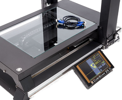 The CubiScan25 measures a cable